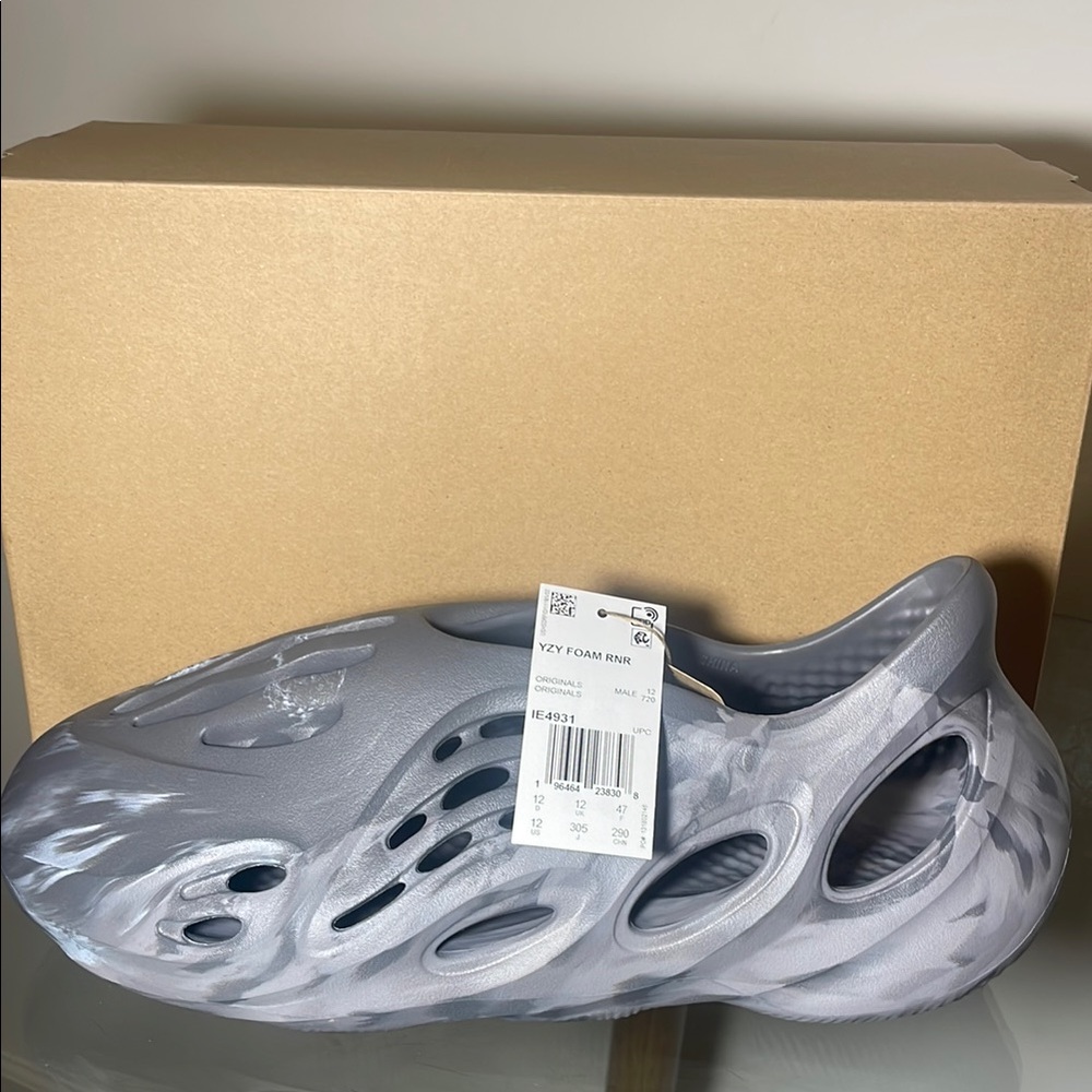Gray Foam Runners